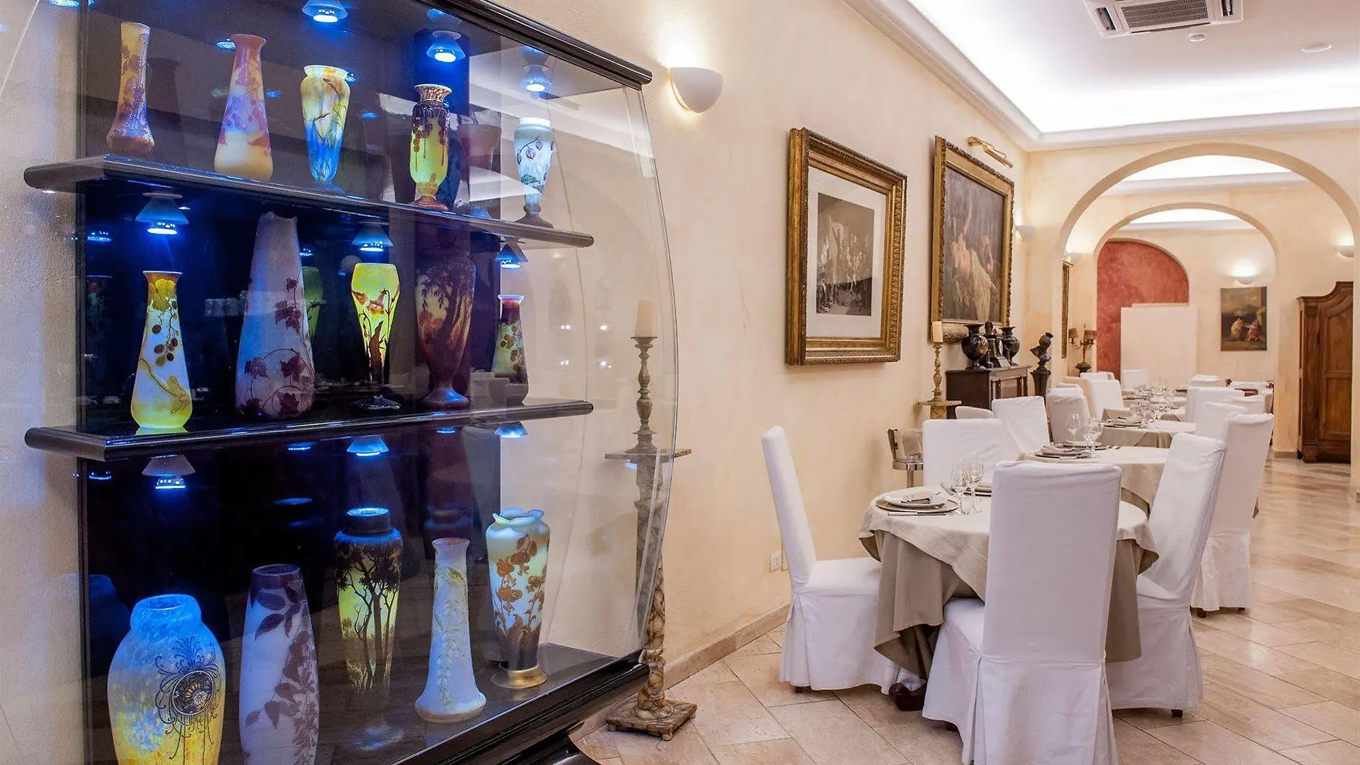 Hotel Flora Cagliari 4*,