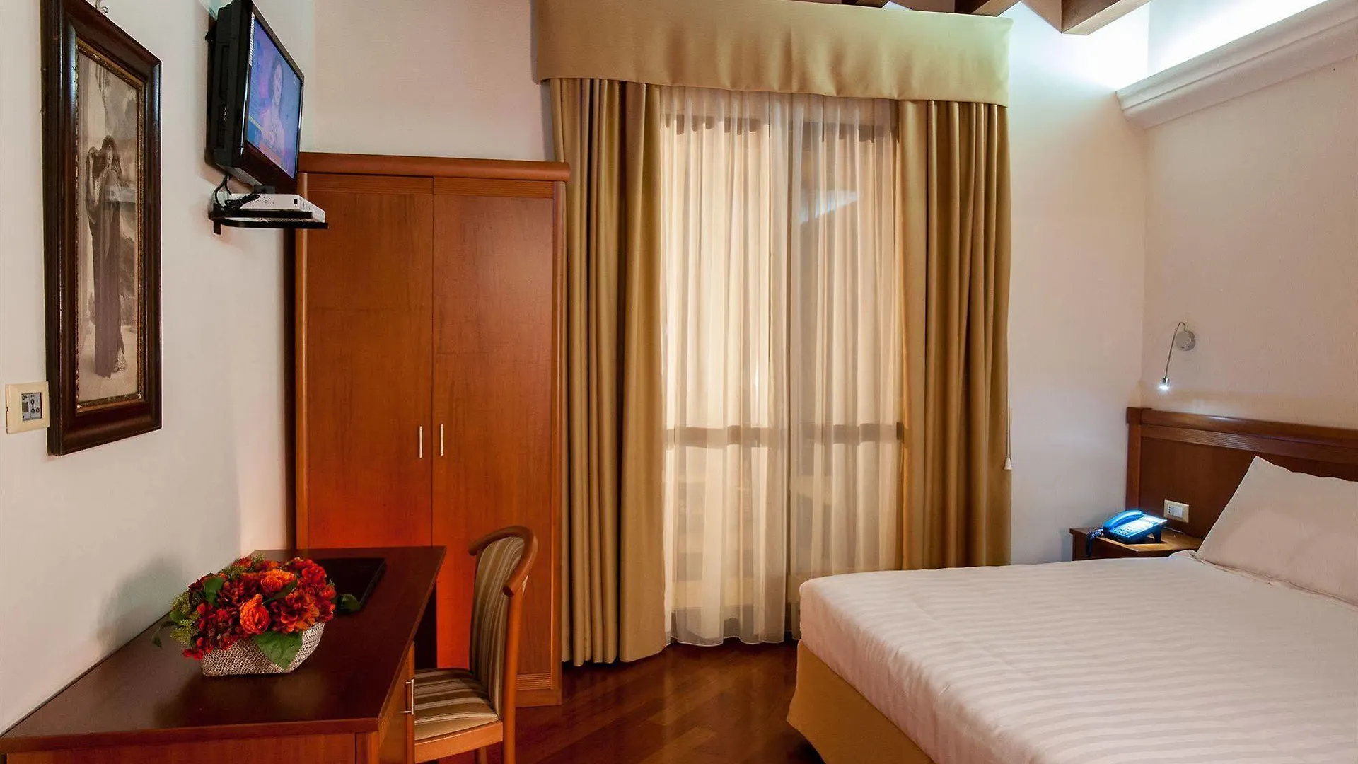 Hotel Flora Cagliari Italy